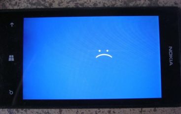 Nokia Lumia Flashlama ve Mevcut sürümü tekrar yükleme